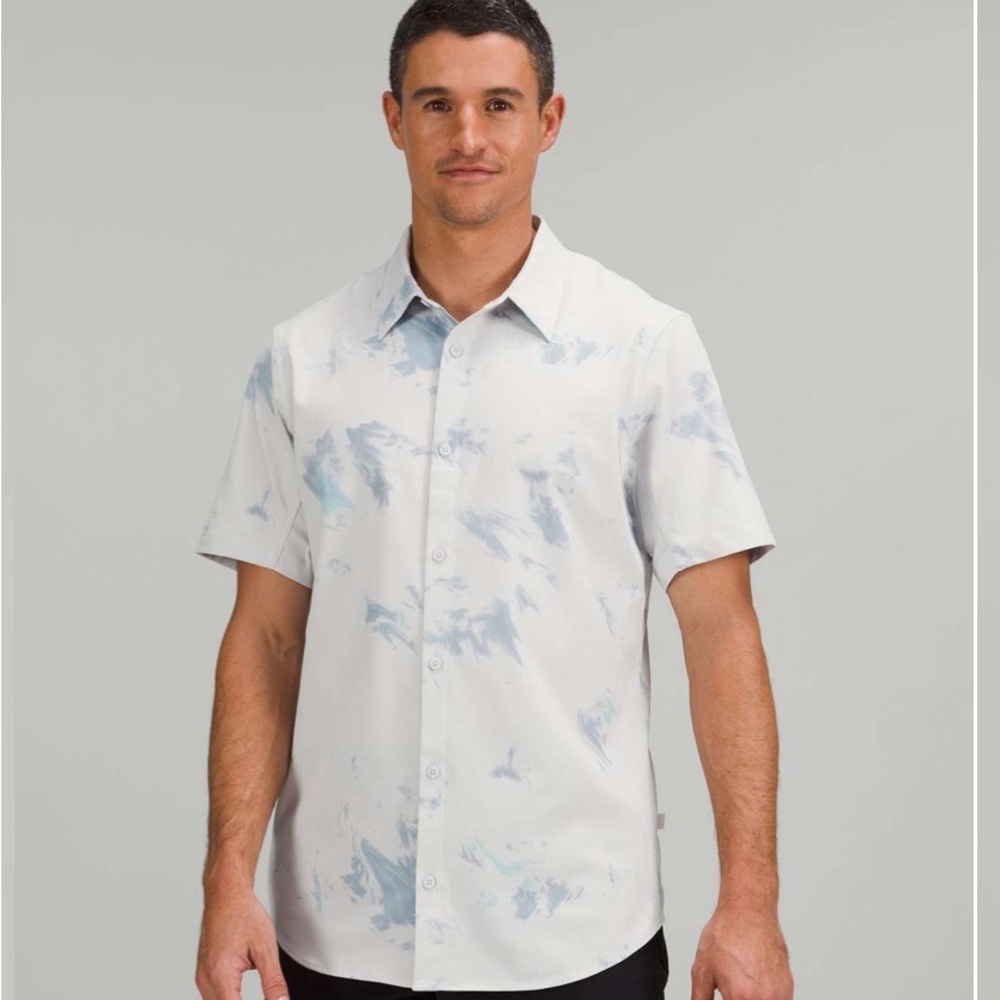 Lululemon Mens Airing Easy Short Sleeve Shirt